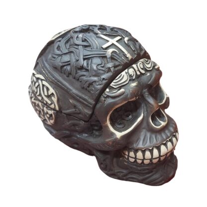 Resin White Antique Skull Head Carved Design Ashtray 4 Inch